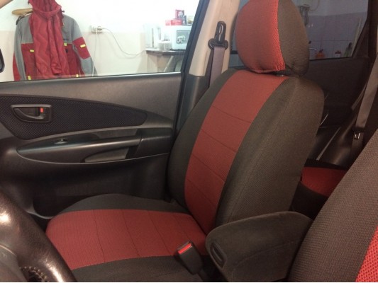 Авточехлы на Hyundai Tucson JM