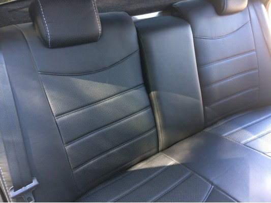 Авточехлы на Lada Priora