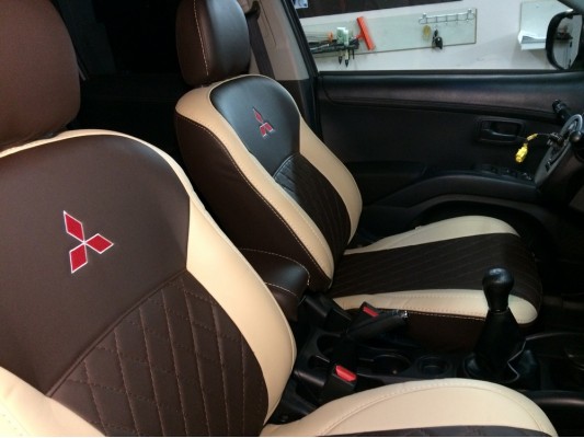 Авточехлы на Mitsubishi Outlander XL Авточехлы на Mitsubishi Outlander XL