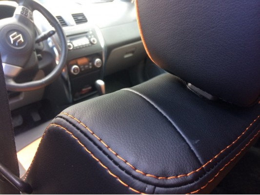 Авточехлы на Suzuki SX4