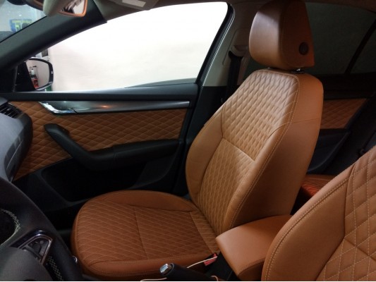 У вас другая модель авто? Каркасные авточехлы пошить сможем!